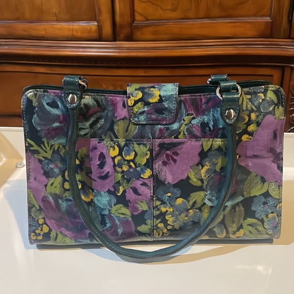 Gorgeous PT purse!! Teal color - Picture 2 of 7